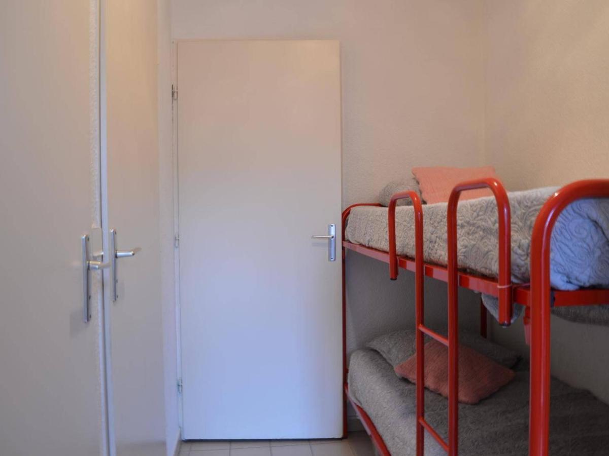 Studio Cabine Avec Piscine, Tennis Et Parking A 400M De La Plage - 4 Couchages, Saint-Aygulf - Fr-1-226A-89 Сен-Агулф Екстериор снимка