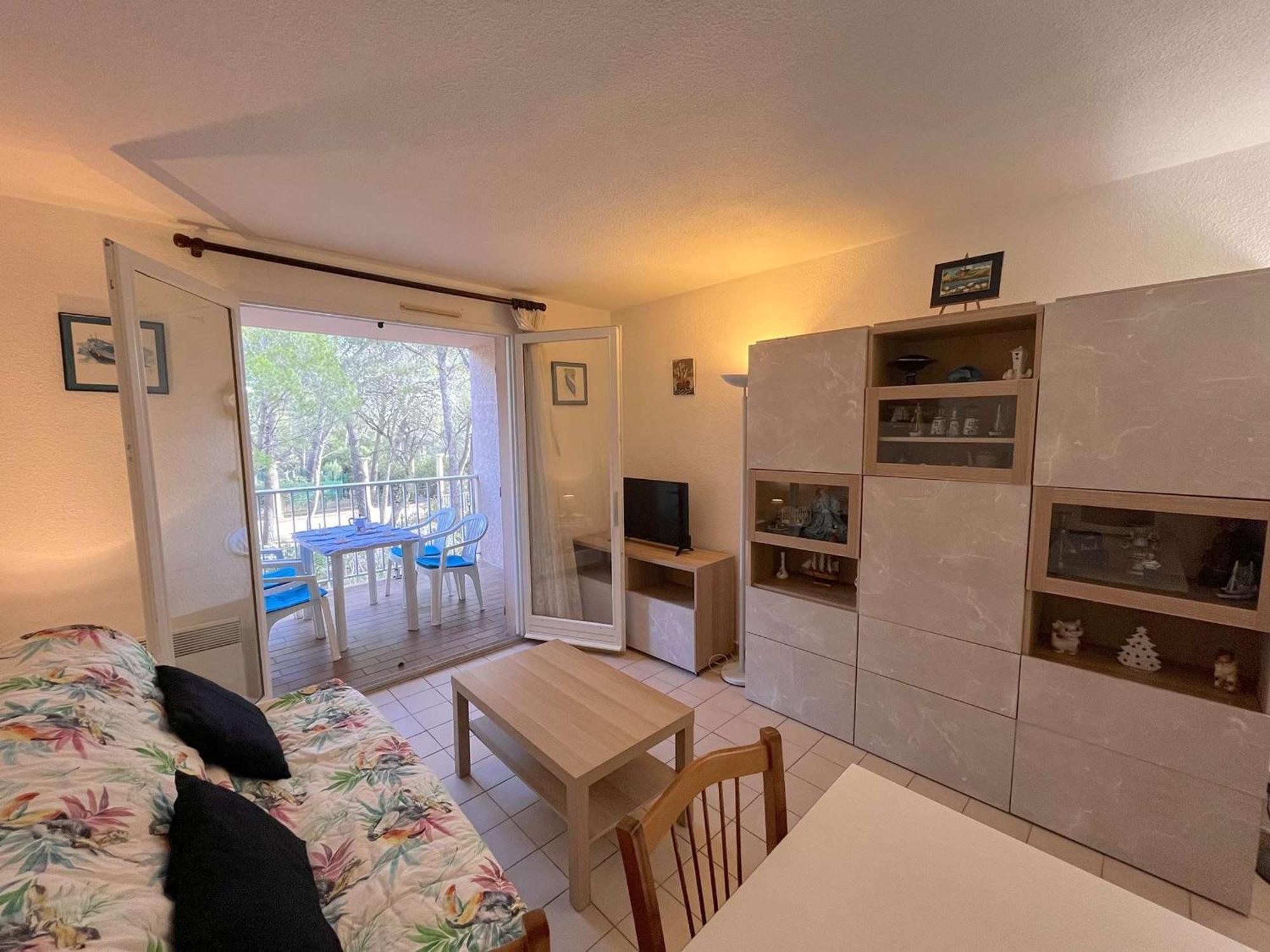 Studio Cabine Avec Piscine, Tennis Et Parking A 400M De La Plage - 4 Couchages, Saint-Aygulf - Fr-1-226A-89 Сен-Агулф Екстериор снимка